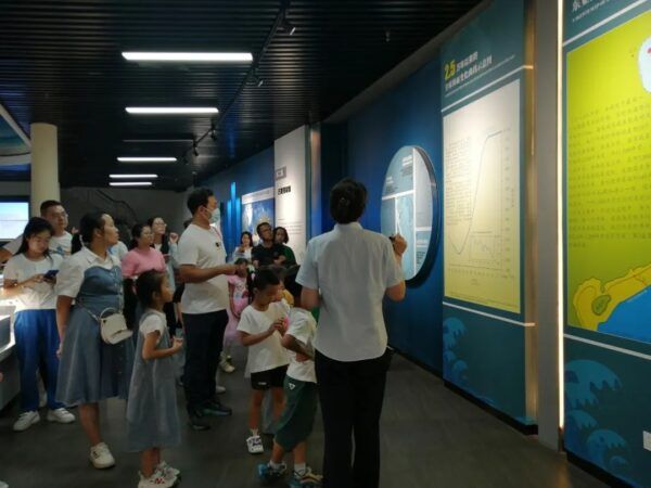 古林古海岸遗迹博物馆开展“与海洋对‘画’”主题实践活动