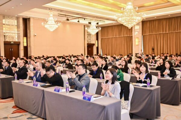 第三届水质高光谱遥感新技术交流研讨会在高新区召开