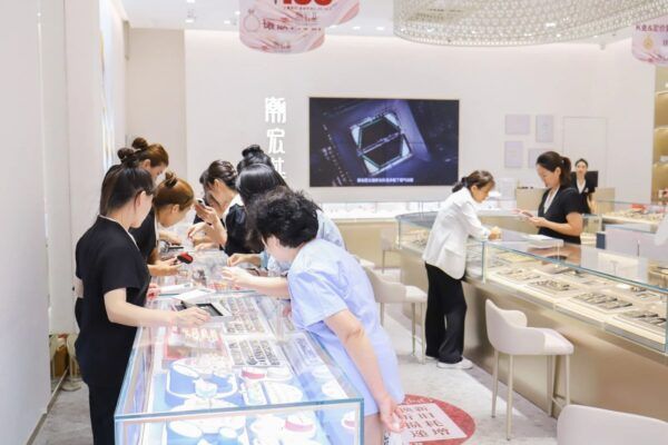 人气旺旺旺！滨城“黄金周”重点商企实现销售额2.95亿元