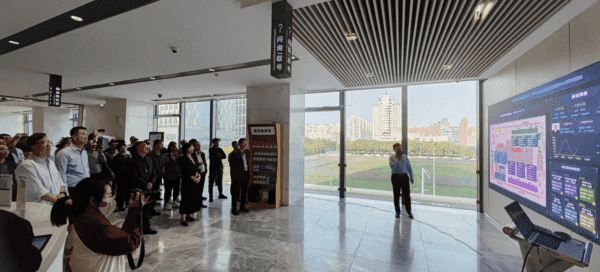 市政务服务办组织开展一体化政务服务平台建设现场观摩交流活动