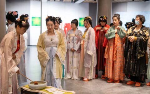 汉韵展华彩 高新区企业举办特色汉服雅集活动