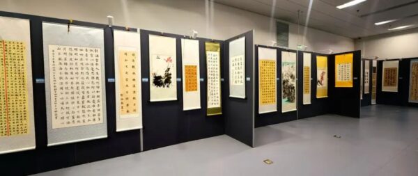 “丹青绘诗词 笔墨凝书香”诗词书画作品展开展