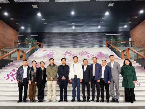 捐资助学 情暖桑梓 天津市湖北商会“津门楚材”助学金发放仪式顺利举行