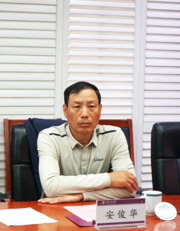 捐资助学 情暖桑梓 天津市湖北商会“津门楚材”助学金发放仪式顺利举行