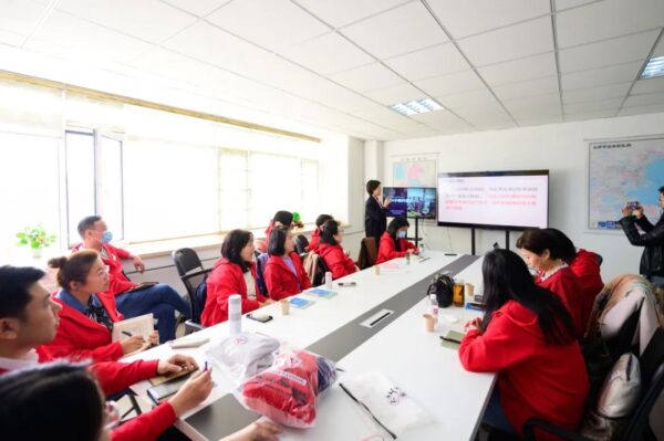 【泰达最美女人季】女性“蘭心”素质提升系列活动——“巾帼科创营”主题研学之旅
