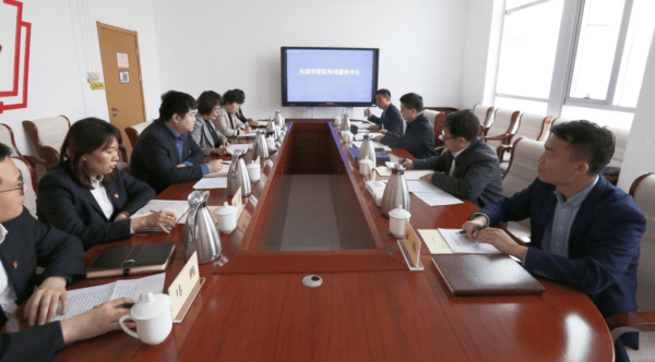 市政务服务办主要负责同志赴市便民专线服务中心调研