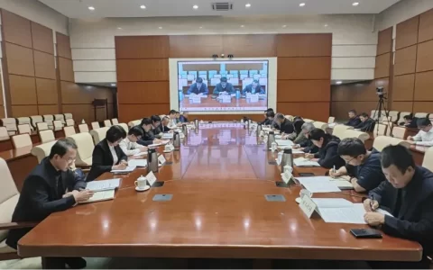 市政务服务办召开全市提升一体化政务服务效能部署推动会议