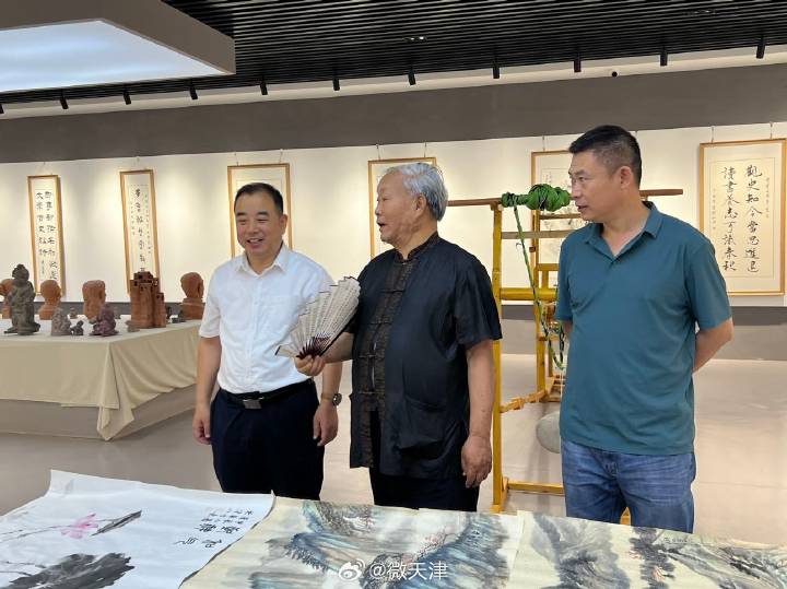 “山海情韵·文旅共融”天津滨海新区与和田书画交流笔会成功举行