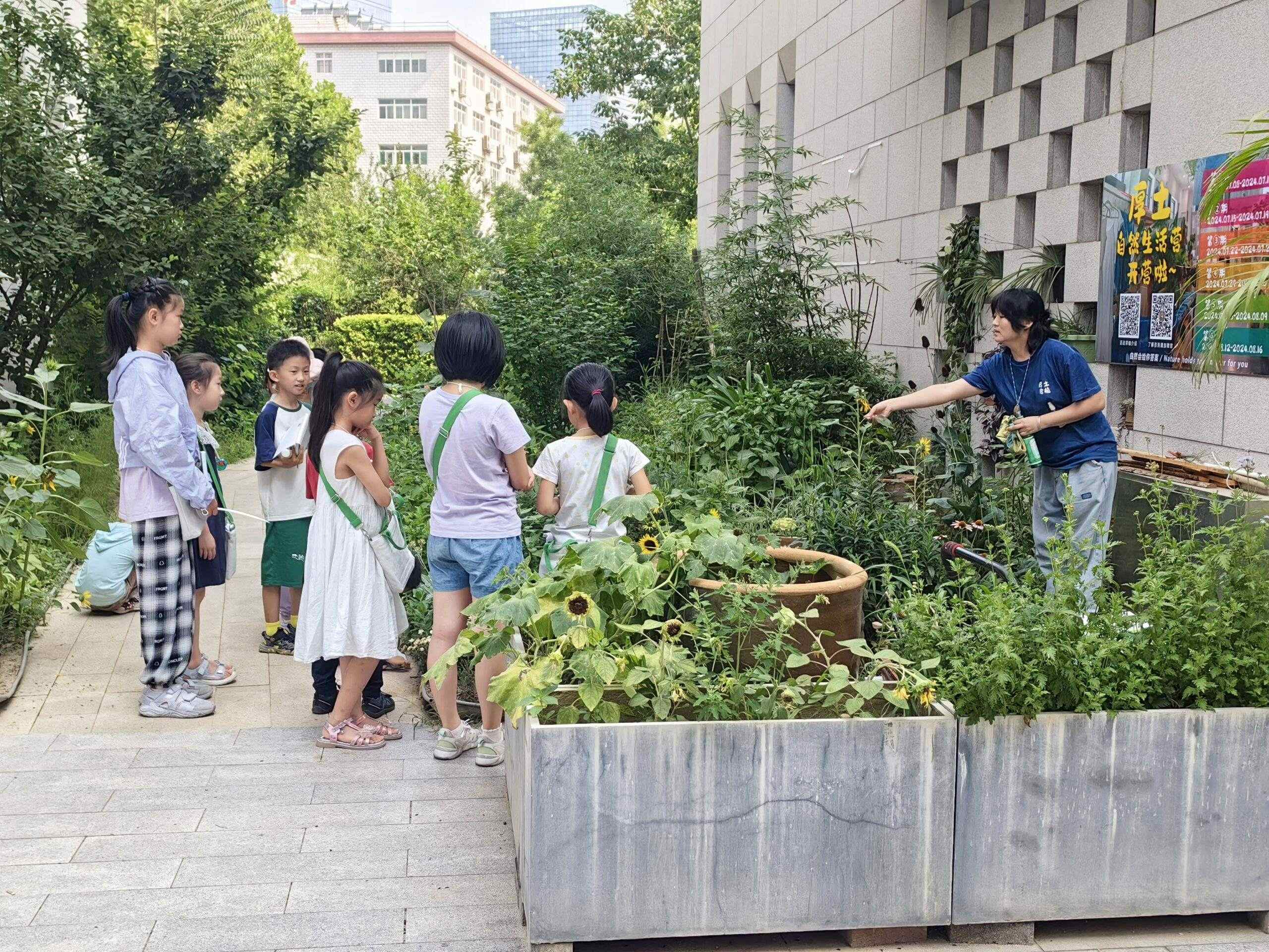 高新区开展职工子女暑期关爱活动