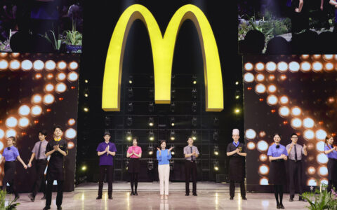 “金拱门”七周年，麦当劳中国发布新一代制服，持续提升全方位餐厅体验