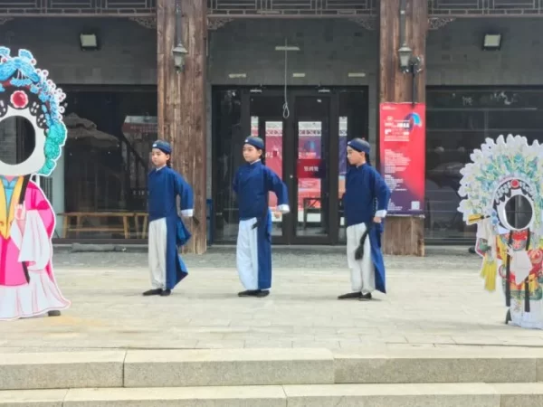 文化传承 善作善成 | 新苗绽滨海！评剧新苗走进北塘古镇和滨海文化中心
