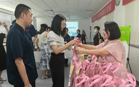 【会员基地·有你泰好】炎炎夏日，“送健康”“送清凉”到企业到一线