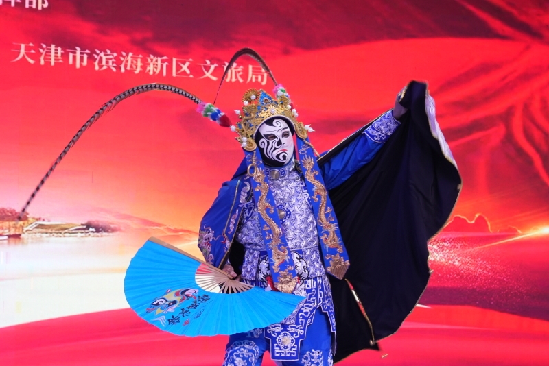 首演！津和两地演员同台献艺点亮和田夜市