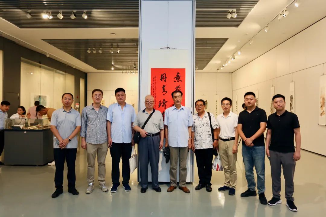 王宝利山水画作品展在滨海美术馆开幕 75件套作品呈现“翰墨蕴香”