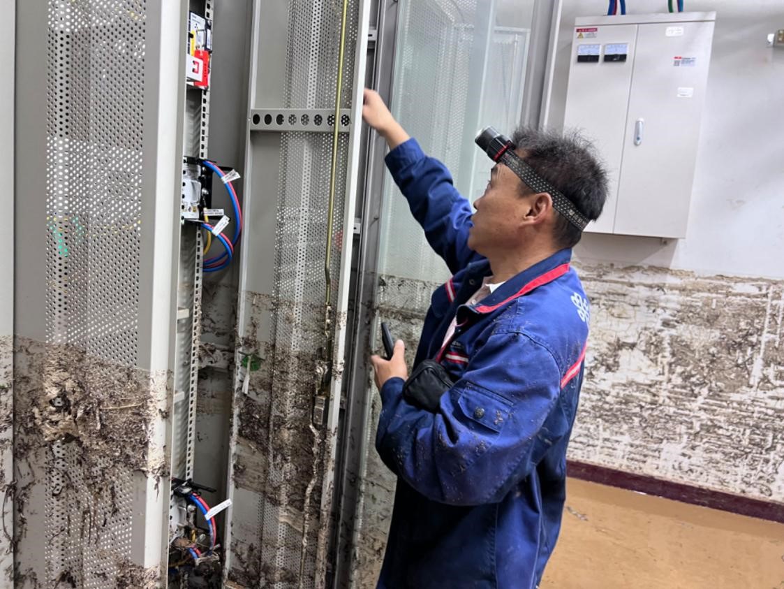 在防汛一线书写“风雨”答卷——天津联通全力投入抗洪抢险保通畅工作
