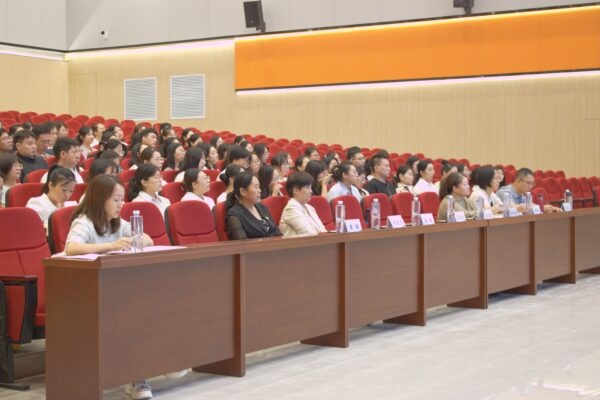 凝“新”蓄力 行稳致远 高新区开展2024年新入职教师培训