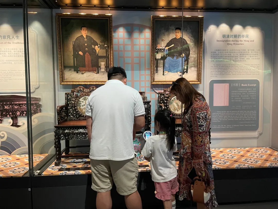 海上丝绸之路上的峇峇娘惹文化展在国家海洋博物馆开展