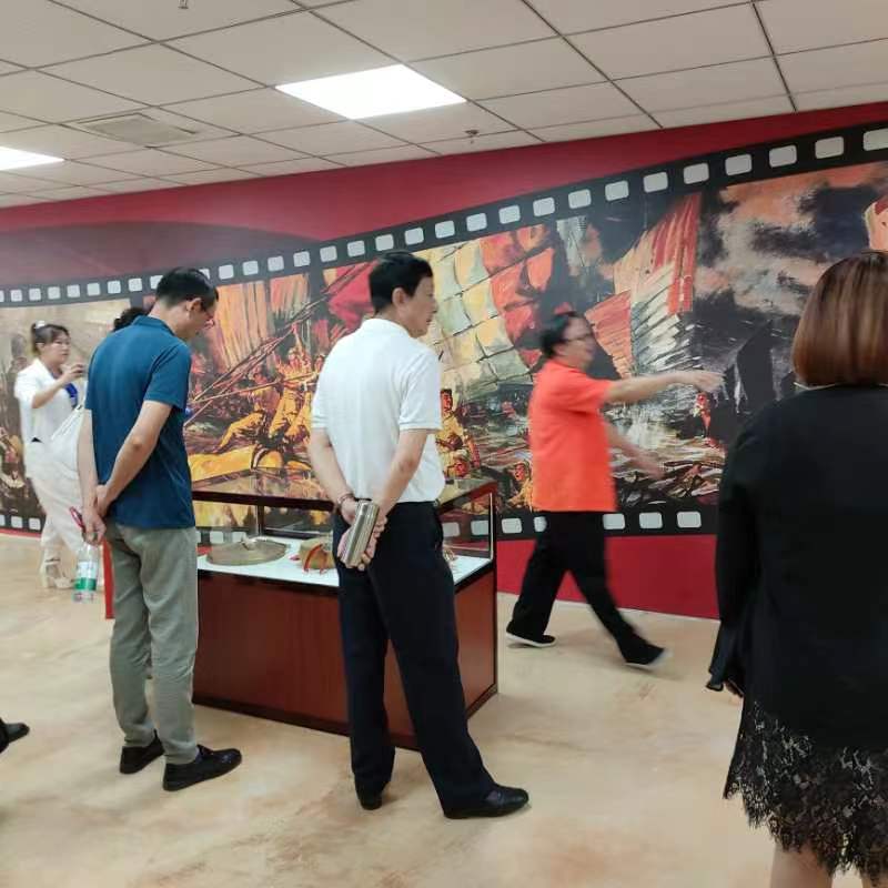 首个多功能青少年爱国主义教育主题展馆挂牌 中国百年少年英雄辉煌事迹展暨红色文化系列活动启动