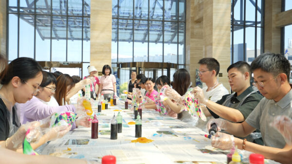 探寻科技工业 汲取智慧源泉——高新区开展职工研学科技工业之旅主题实践活动