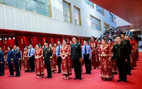 家国同庆 见证幸福——万人集体婚礼54对新人在天津滨海高新区幸福起航