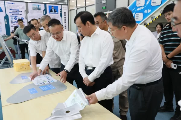 天津市劳模和工匠人才创新工作室联盟建设推动会暨“劳模工匠助企行”启动会成功举办