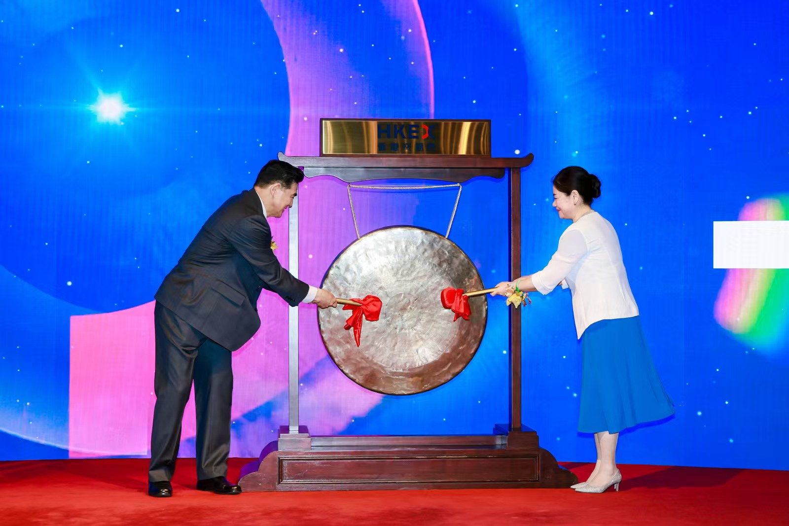 喜报！高新区企业梦金园登陆港交所