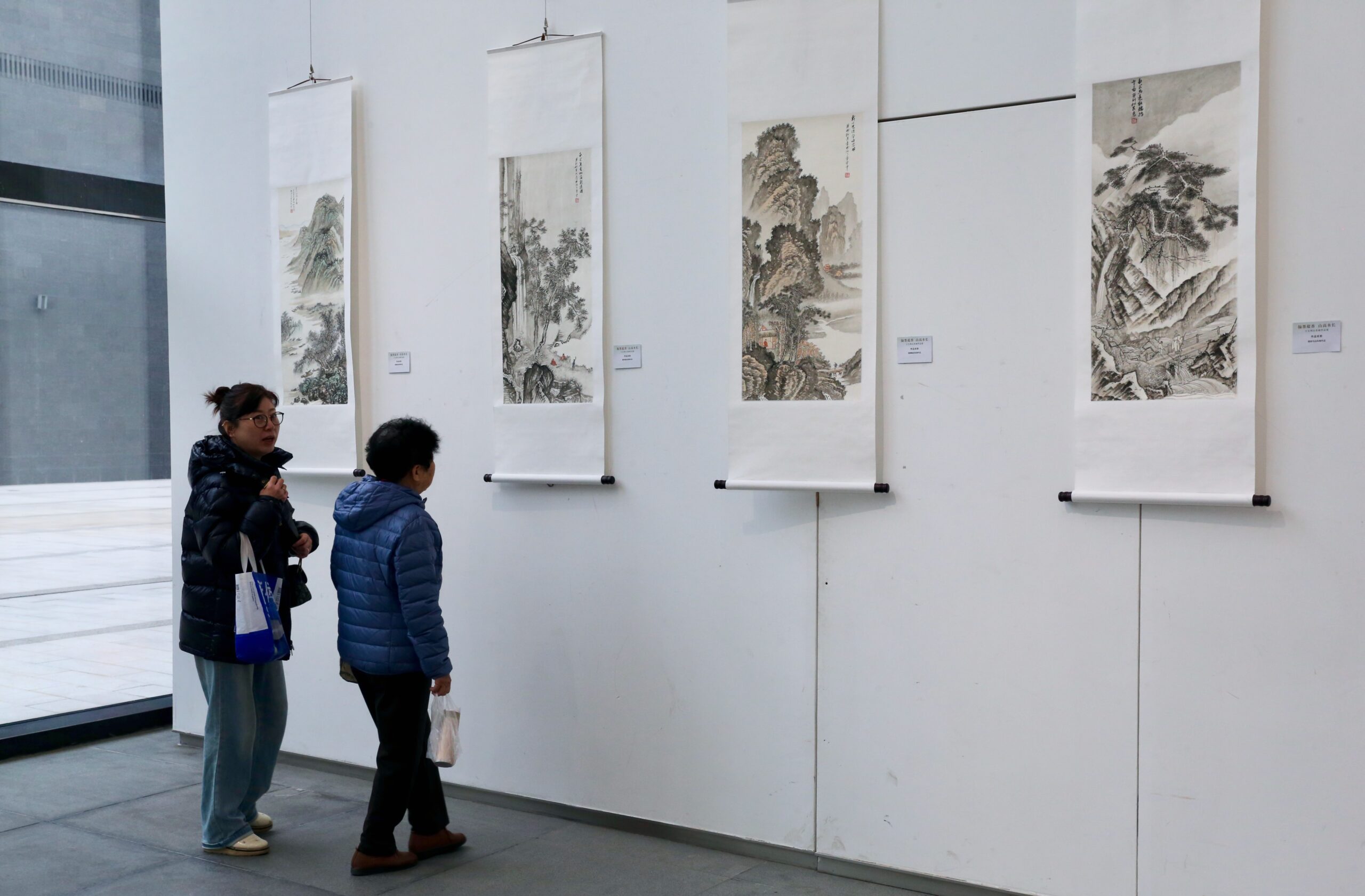 天津书画名家优秀作品大同展举行 王宝利携百余件作品“问道”大同
