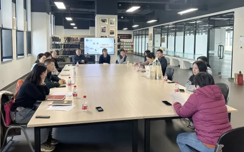 以书为桥！药研书屋举办职工秋季读书分享会