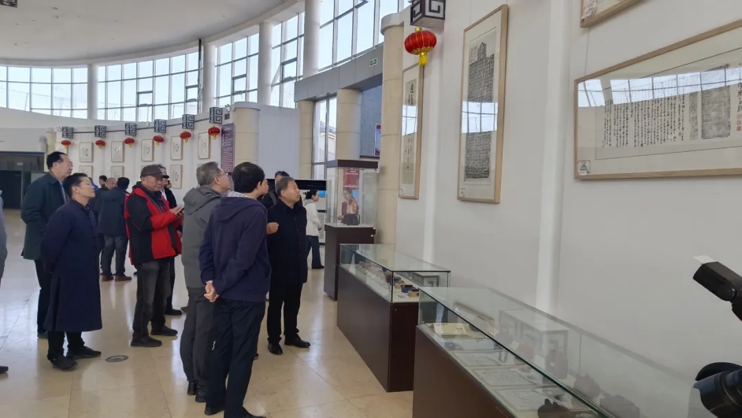 孙家潭书法篆刻精品展与“雅艺轩”艺术藏品展在滨海新区博物馆盛大开幕