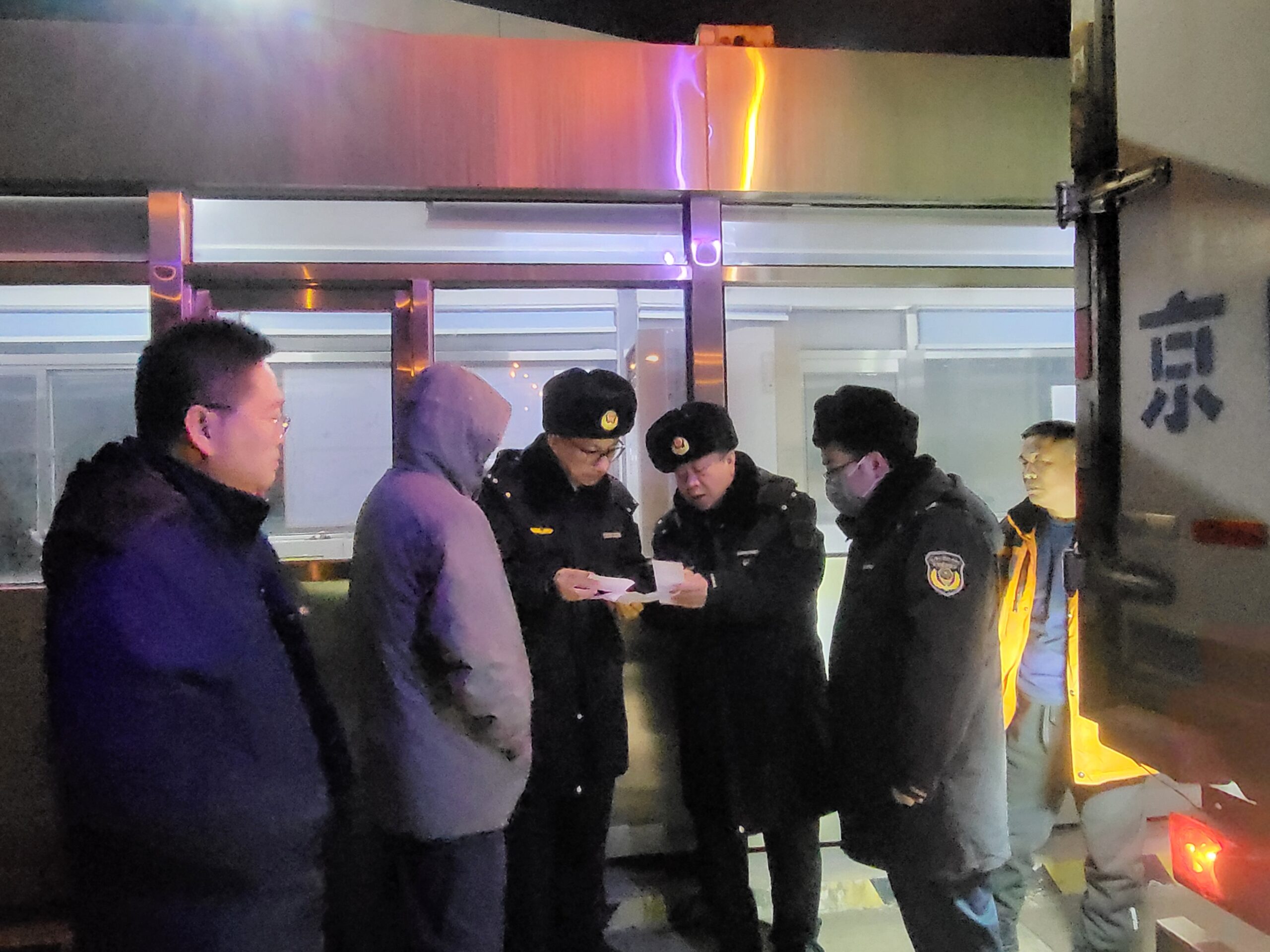 高新区市场监管局深入农产品批发市场开展春节前食品安全专项检查