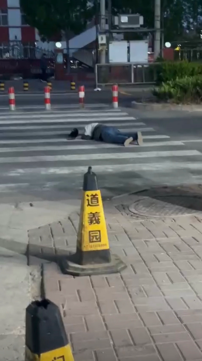 危急时刻显身手 专业担当护平安！天津联通智家工程师街头暖心救助 诠释央企责任担当