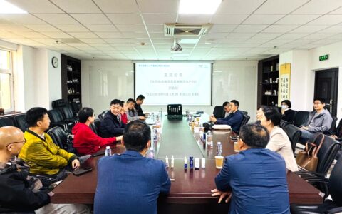 高新区举办“创业人才面对面——走近守正创新郑春阳博士”活动