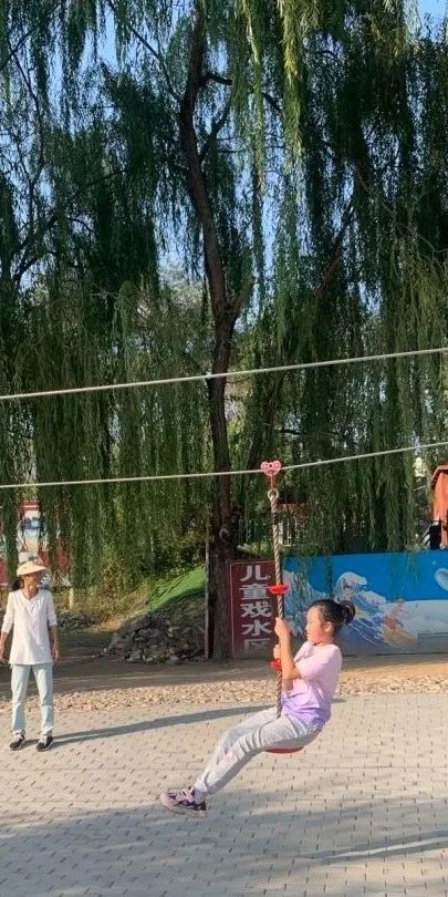 四月芳菲时，共赴春之约！盘山滑草乐园4月4日欢乐开园！