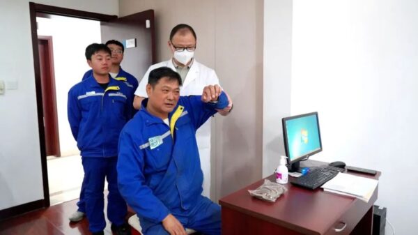 企业职工健康有“医”靠！天津港保税区“健康大篷车”这样做……