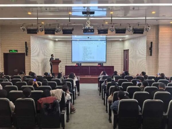 思维启迪 诚信筑基 赋能发展——市卫生健康委举办“2025年度天津市卫生健康科技项目申报指南解读暨加强科研诚信建设培训班”