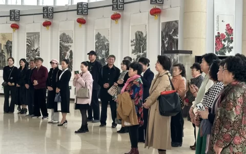 春和景明——第十二届“皓翔杯 ”国画展在滨海新区博物馆正式开展