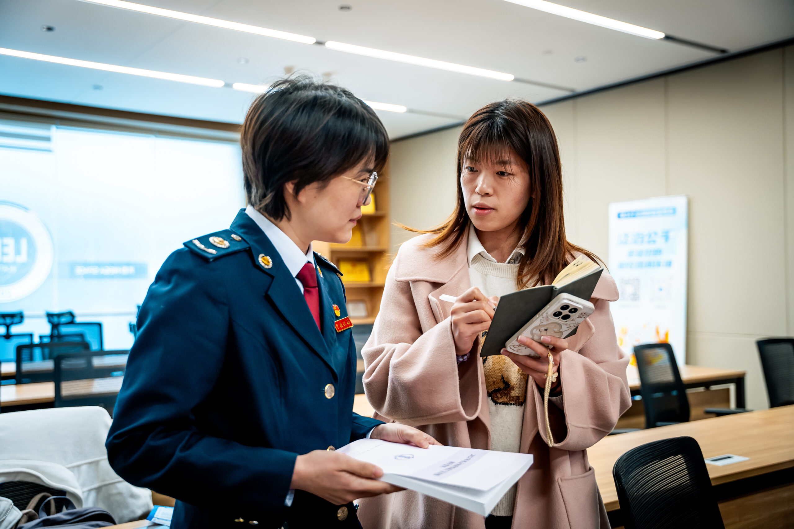 税润企业 法护公平——高新区税收宣传志愿服务进园区