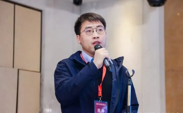 国家级荣誉+1！2025年度中国青年五四奖章暨新时代青年先锋奖 保税区三人上榜