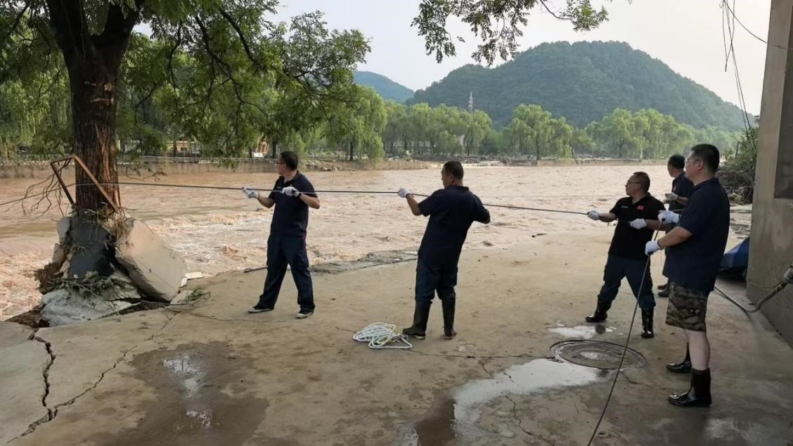战暴雨保畅通 倾力守护通信生命线 天津联通冲锋一线全力筑牢蓟州防汛“信息堤坝”
